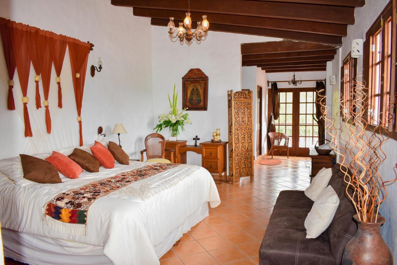 Hacienda La Moreda Hotel Boutique & Spa Тлахомулько-де-Суньига Экстерьер фото